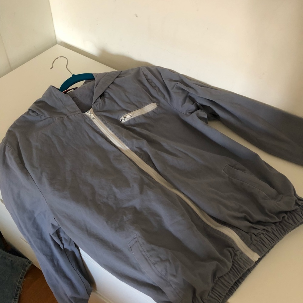 Brandy Melville Windbreaker